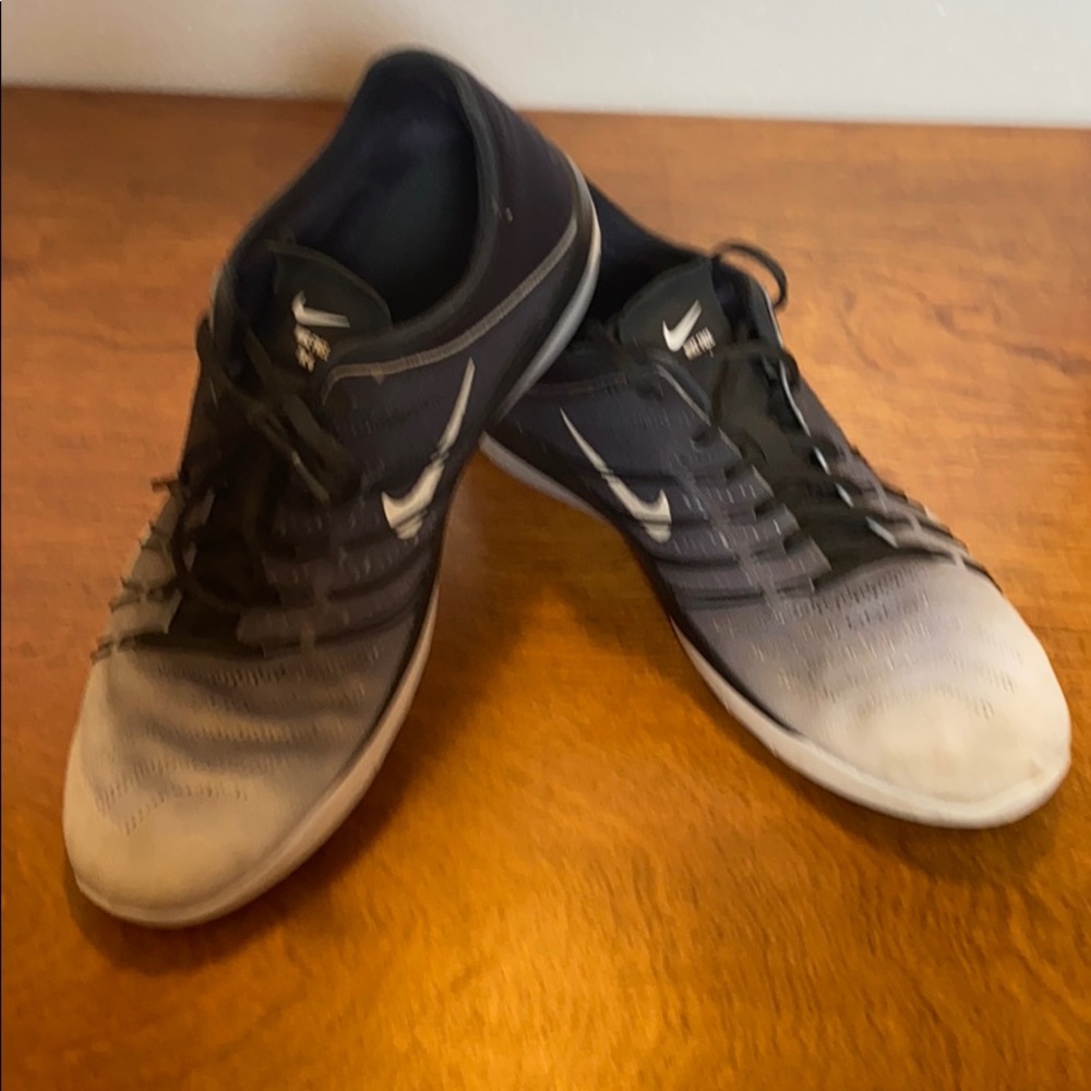 Nike training tennis shoes 8.5